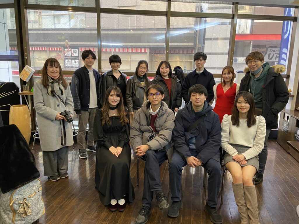KATSUYAギタースクールの初心者の生徒さんのイベント風景